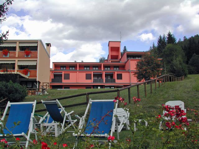 Gallery view 3