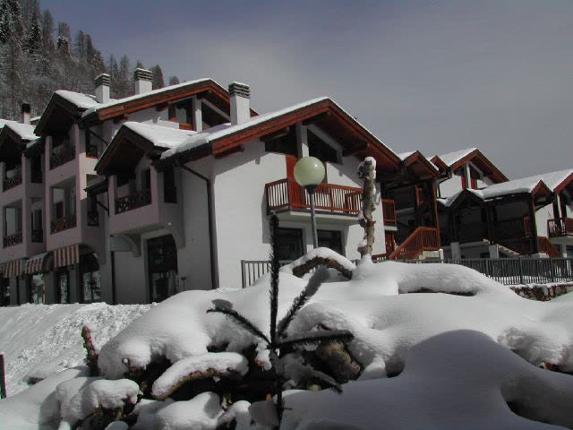 Gallery view 3