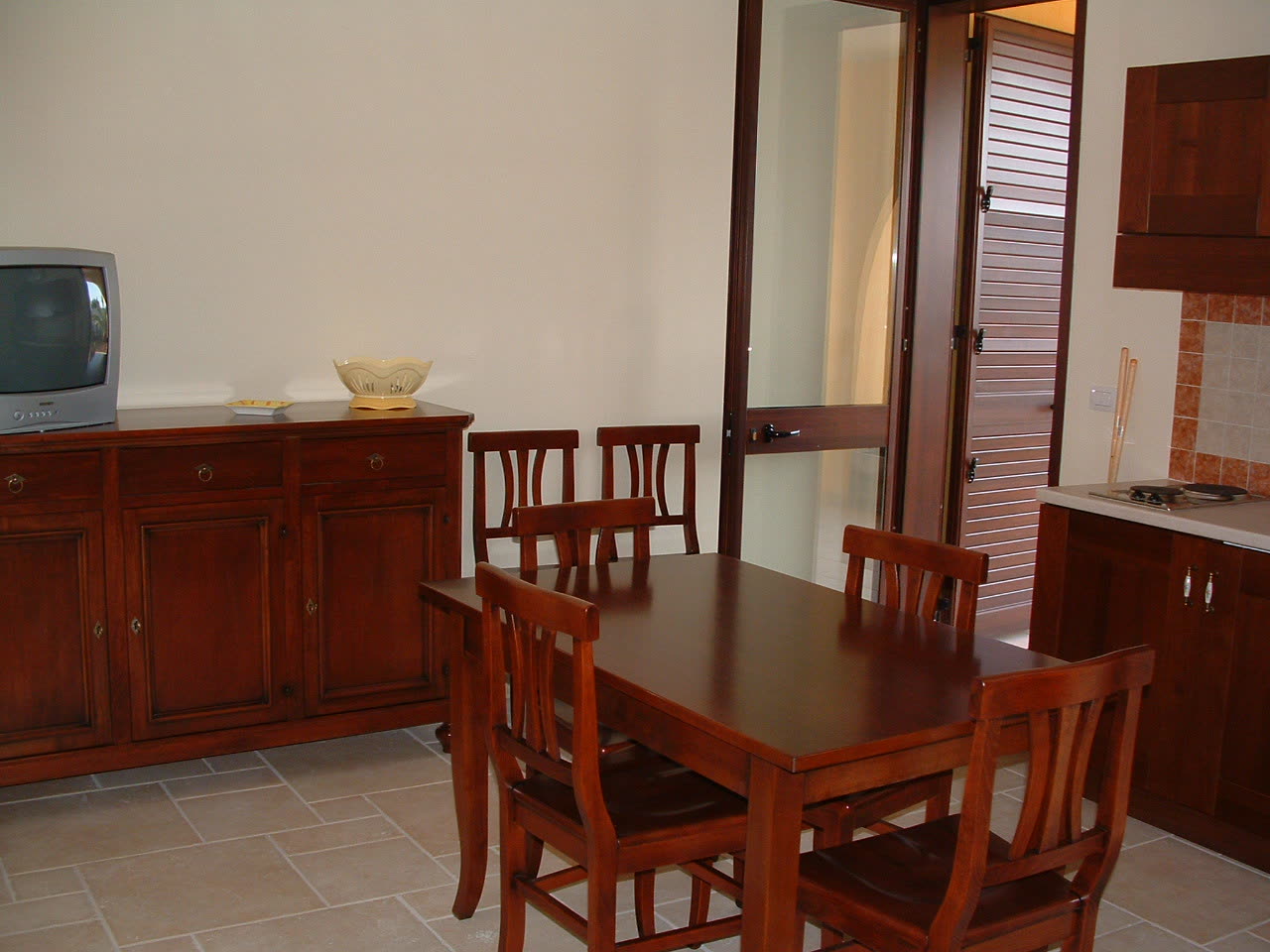 Gallery view 3